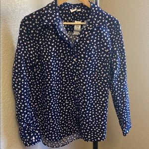 Women’s GAP flower button-down blouse - size M